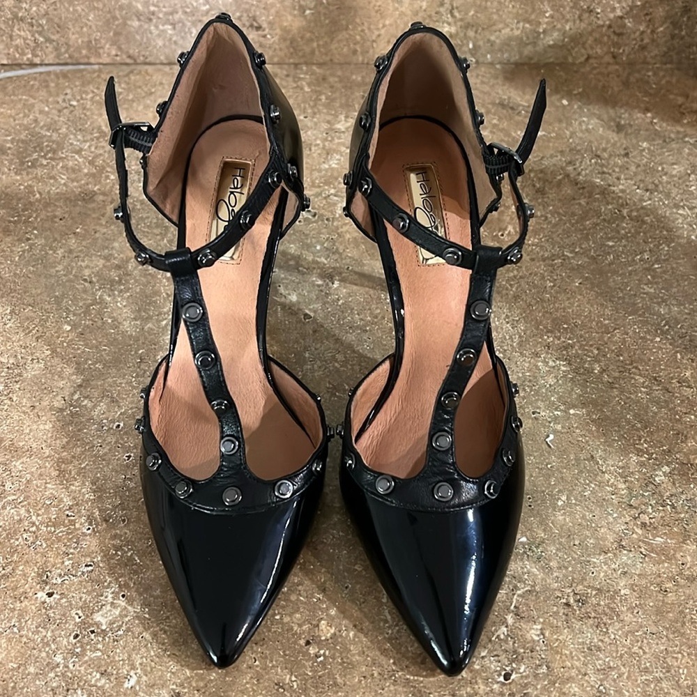 NWT Halogen parent leather, 3.5 inch heel, size 7m